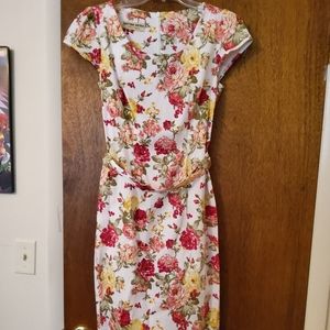 Pinup Girl British Retro Pencil Dress Floral Easter Spring